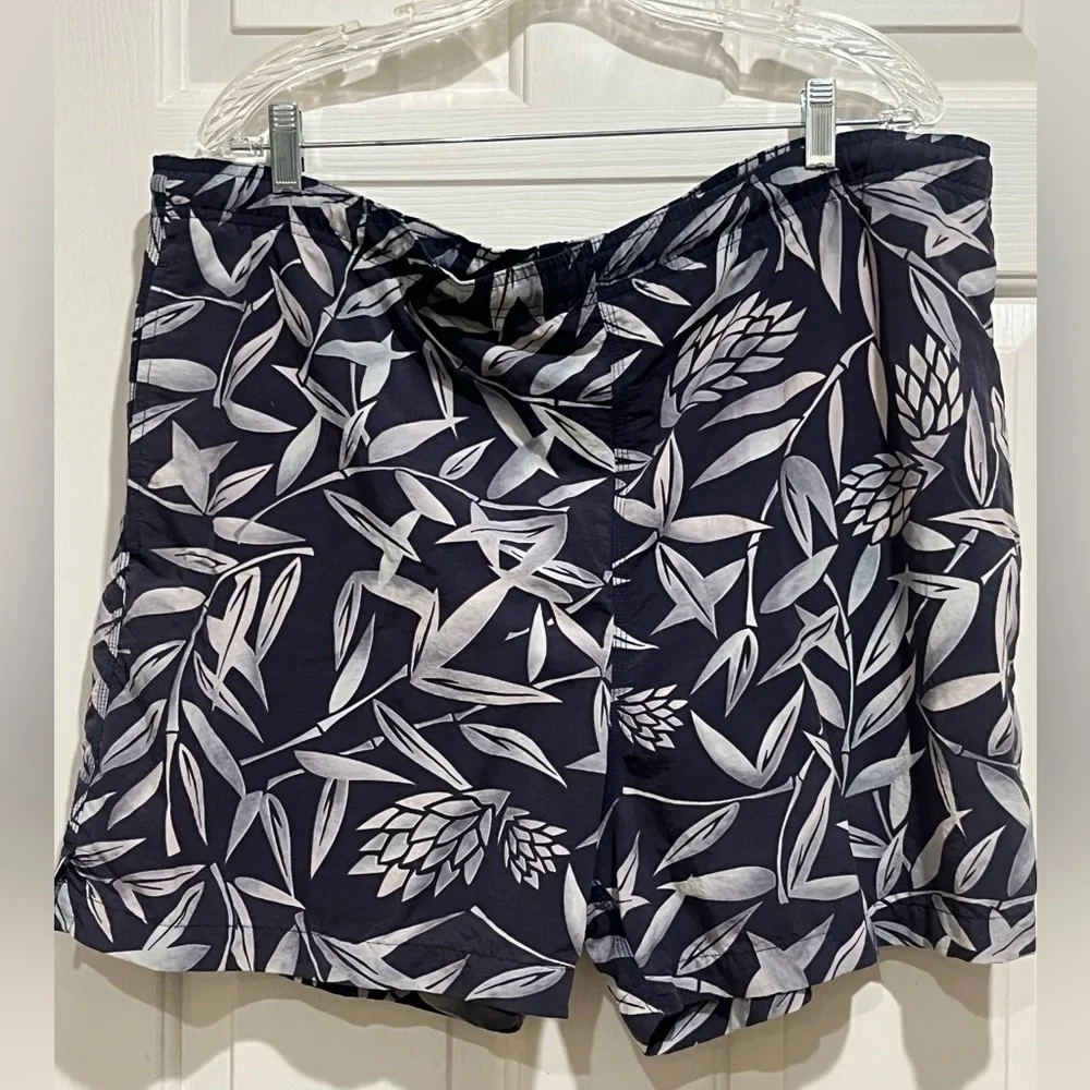 Tommy Bahama casual navy